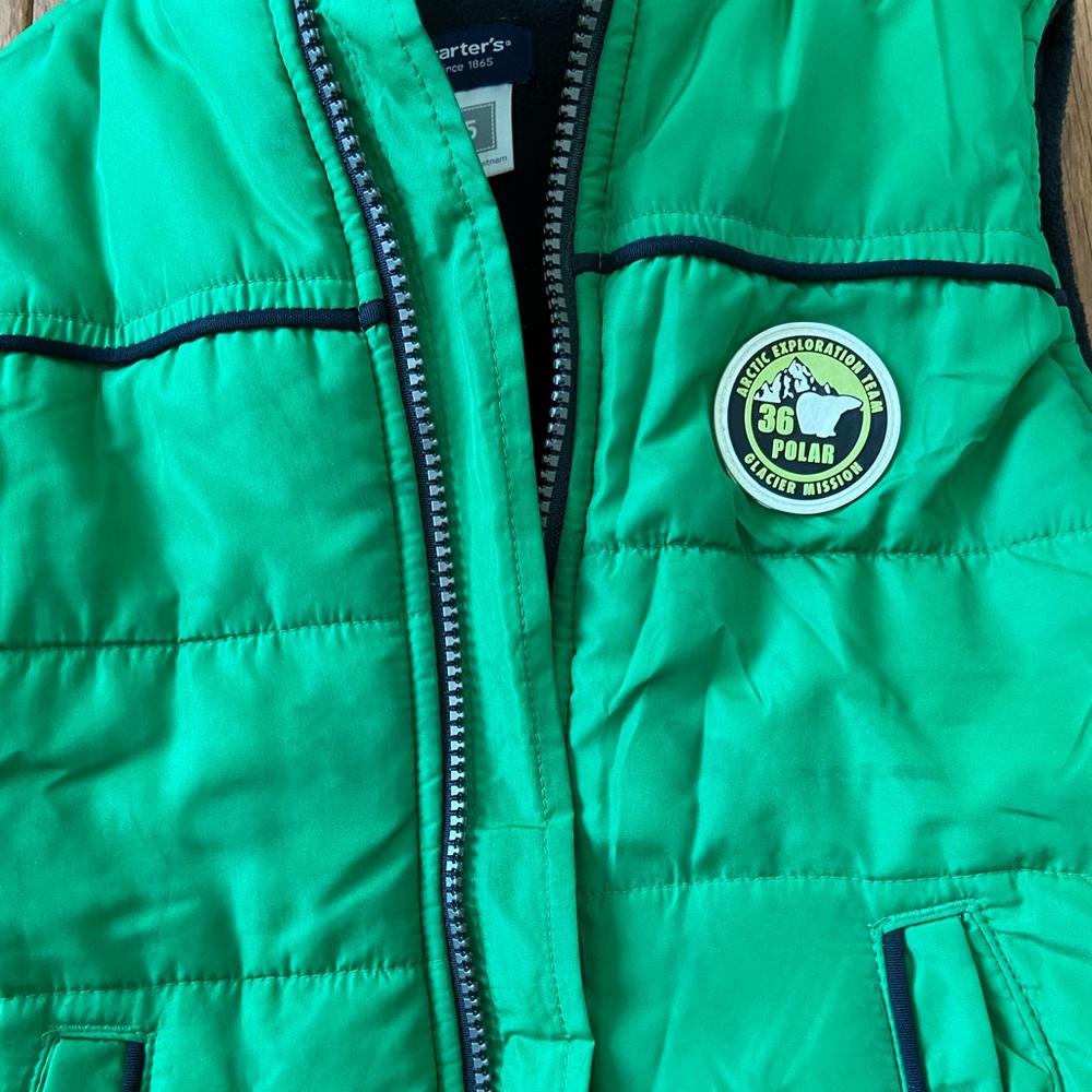 Carter’s Puffer Vest - Picture 4 of 5